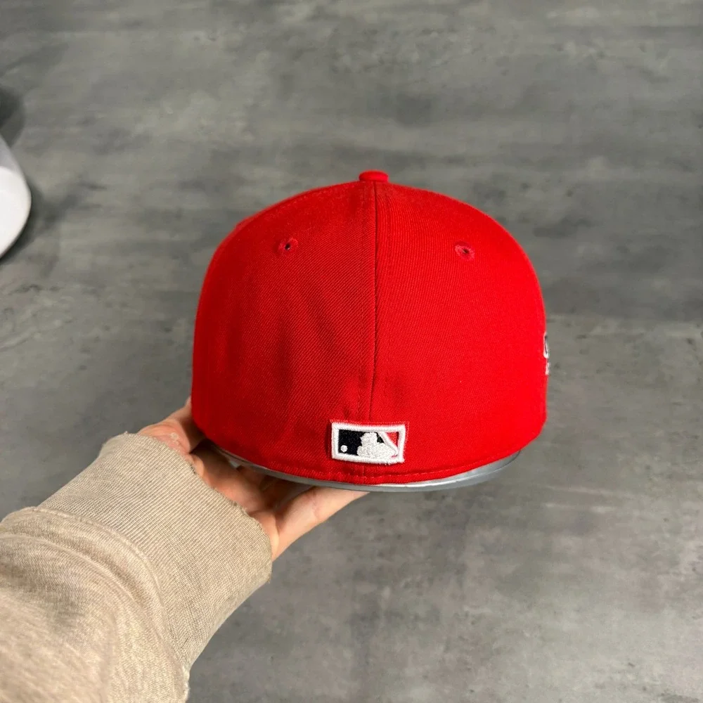 New‎ Era Boston Red Sox Hat 7 Red Pink White Fitted Cap 59FIFTY MLB Side Patch